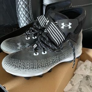 Under Armour Men’s Football Cleats, size 11